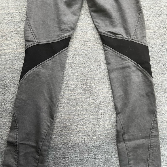 HELMUT LANG GRAY & BLACK SEAMED LEGGINGS - Picture 7 of 10